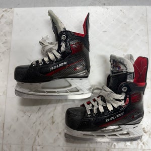 Bauer Vapor 5x pro Hockey Skates Regular Width 13 (Used)
