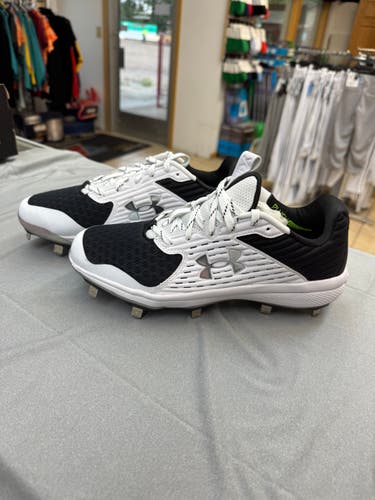 Under Armour Yard MT Metal Baseball Cleats - Size 8