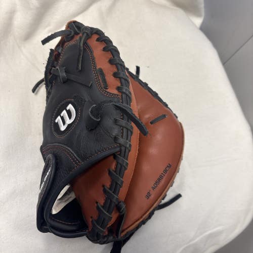 Junior Size 32 Inch Wilson A500 Baseball Catchers Mitt. A05RB19CM