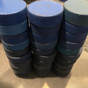 (Used) - Assorted Box of 4 oz. - Blue Mite Hockey Pucks (30 Pucks)