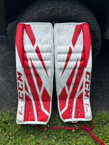 Hockey goalie pads