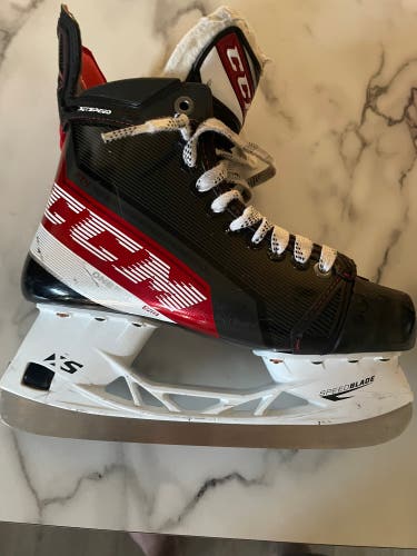 CCM JetSpeed FT4 Hockey Skates Regular Width  6 (Used)