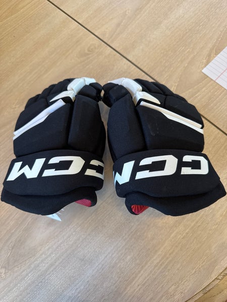 Ccm hockey gloves size 12