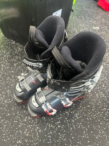 Used Nordica SPEED MACHINE 4 Boys DH Ski Boot Black 230 MP - J05 - W06 11849-S000029736