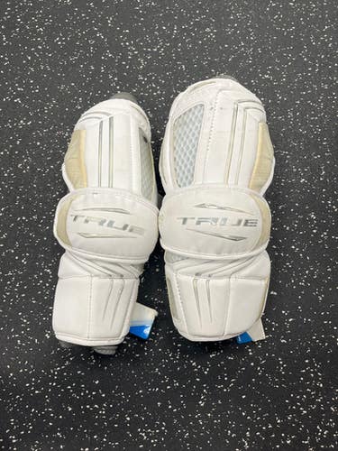 Used True ZERO Lacrosse Arm Pads/Guards White MD 11849-S000027692