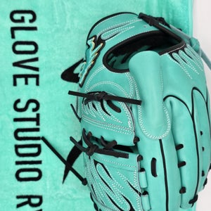 Rare Find: Glove Studio Ryu, RHT Pitchers Glove