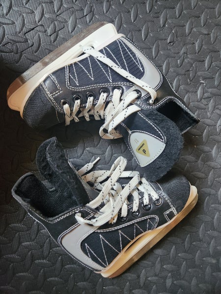 Hockey Skates 11 (Used)