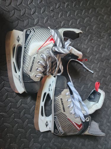 Easton Stealth S1 Hockey Skates 9 (Used)
