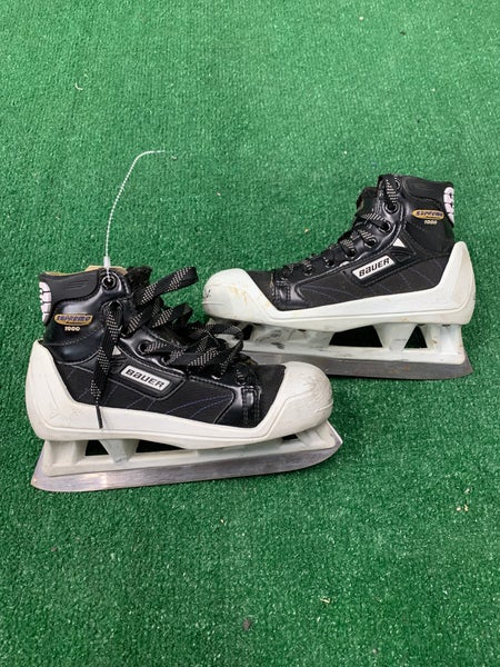 Youth Bauer Supreme 1000 Hockey Goalie Skates Regular Width 13 (Used)