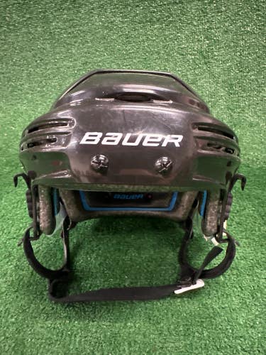 Black Large Bauer 7500 Helmet (Used)