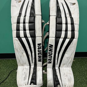 36" +2” Vaughn Velocity V7 XF Pro Goalie Leg Pads (Used)