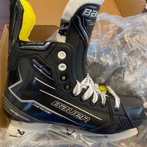 New Bauer Supreme Ignite Pro+ Hockey Skates 10 Fit 3