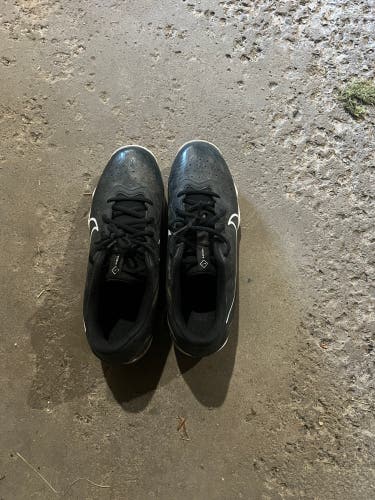 Black Men's Size M 8.5 (W 9.5) Nike Low Top Molded Cleats (Used)