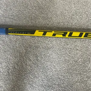 Senior True Catalyst 9X Right Handed Hockey Stick TC2 (Used)