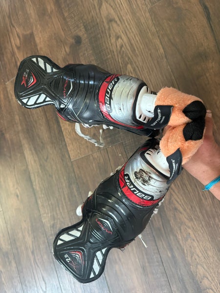 Bauer Vapor Hockey Skates 9.5 (Used)