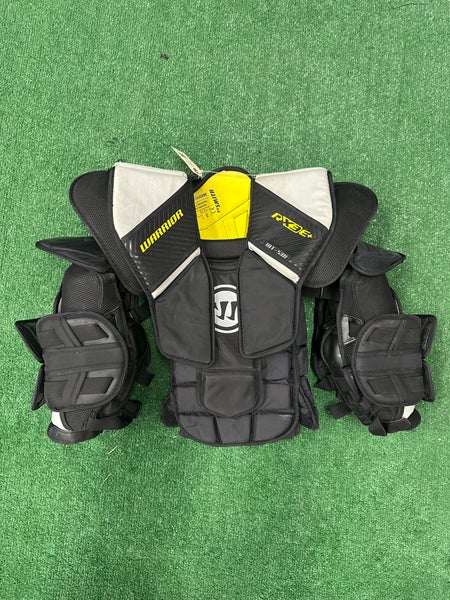 Intermediate Small / Medium Warrior RX3E+ Goalie Chest Protector (Used)