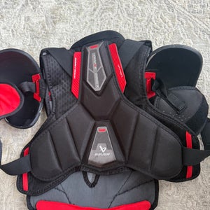 Medium Bauer Vapor 3X Pro Shoulder Pads (Used)