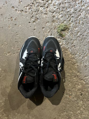 Men's Size M 9.0 (W 10.0) Nike Kyrie 6 Shoes (Used)