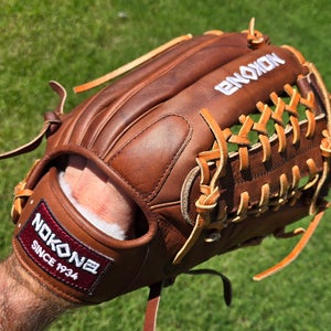 Nokona W-1275 Baseball Glove 12.75" Excellent Condition