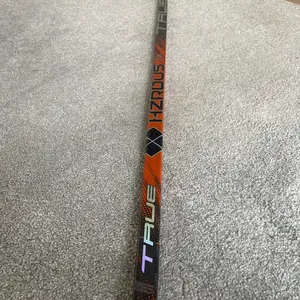 Senior True Hzrdus 7X Left Hand Hockey Stick TC4 (Used)