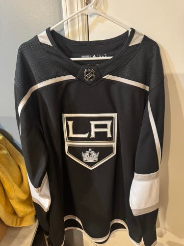 Los Angeles Kings Adidas Old Home Jersey