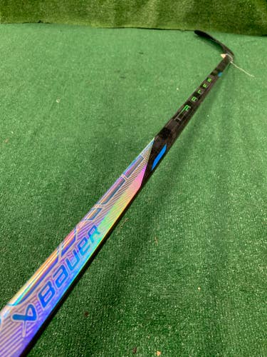 Senior Bauer Nexus Tracer Hockey Stick Right Handed P28 (Used)