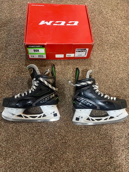 Used Senior CCM Ribcor 86K Hockey Skates Size 7.5 D