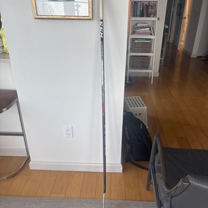 Intermediate CCM JetSpeed FT440 Right Handed Hockey Stick P88  (New)
