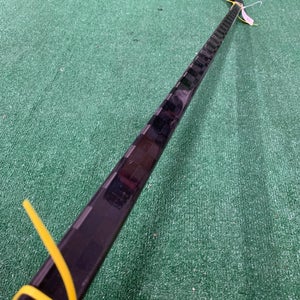 Senior 2-Pack All Black Extra-Lite Hockey Sticks Right Handed P92 (New)