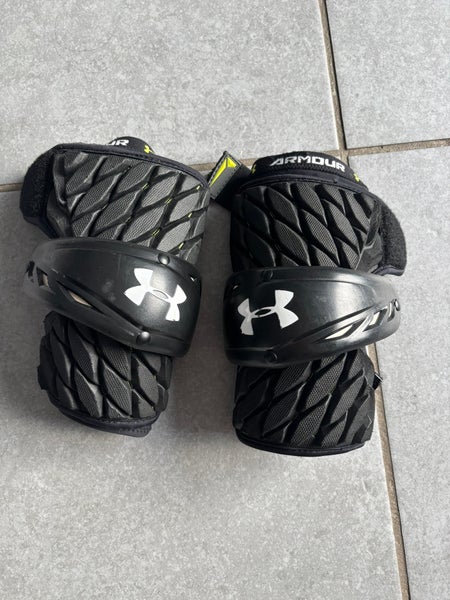 Under amour arm pads
