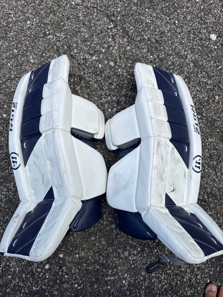 24"  2021 Warrior Ritual G2 Goalie Leg Pads  (Used)