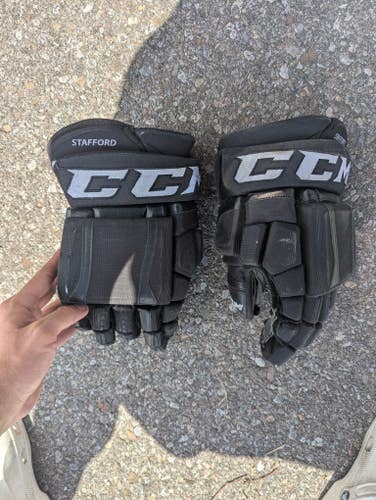 CCM CL Pro Stock Gloves