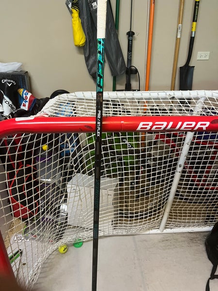 Senior Bauer Twitch Left Hand Hockey Stick P92  (New)
