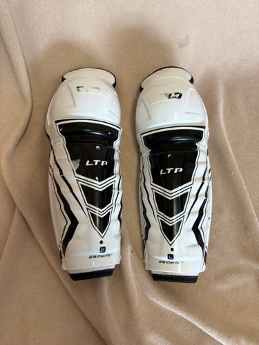 Junior CCM LTP 10" Shin Pads (Used)