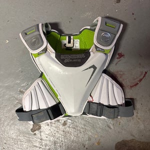 Adult Medium Maverik Max Shoulder Pads (Used)