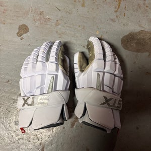 STX Surgeon RZR Lacrosse Gloves Large (Used)