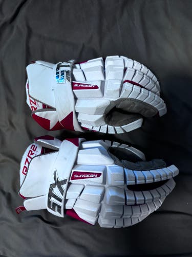 STX Surgeon RZR2 Lacrosse Gloves Large (Used)