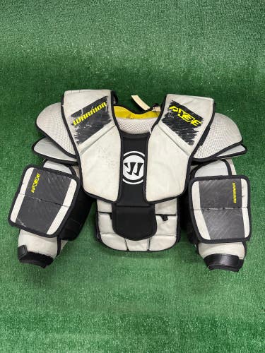 Intermediate Small / Medium Warrior RX3E+ Goalie Chest Protector (Used)
