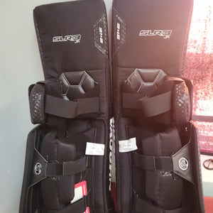 2022 31" Vaughn SLR3 Pro Goalie Leg Pads (New)