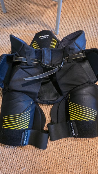 Medium CCM Tacks Girdle (Used) with PP15 shell