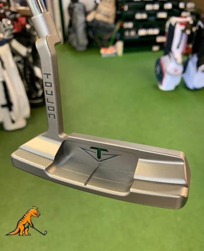 Tour Issue Odyssey Toulon Garage San Diego Fly Milled Face Putter 35.5 RH