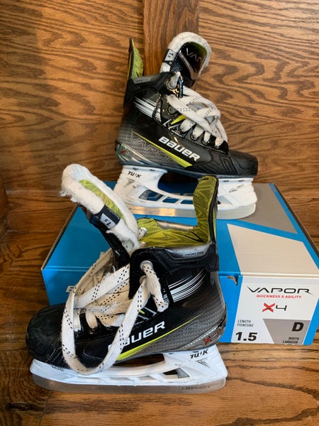 Bauer Vapor X4 Hockey Skates Size 1.5 (Used)