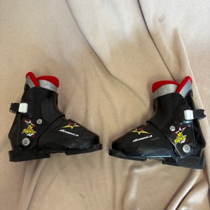 Mondo 18 & mondo 18.5 (225-234mm) Kid's Nordica All Mountain Super 0.1 Ski Boots (Used)