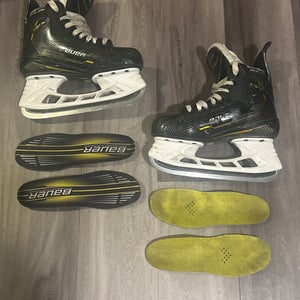 Bauer Supreme M5 Pro Hockey Skates Size 4 (Used)