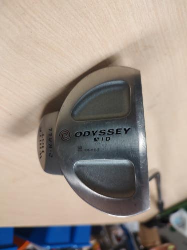 Odyssey White Hot 2-Ball Mid 43.5 Inch Putter
