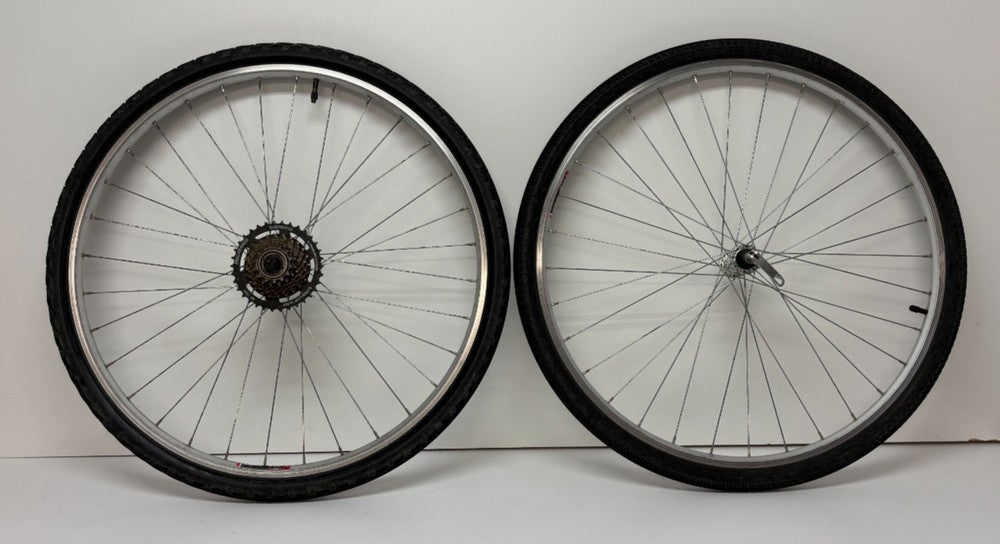Diamondback DBW 700 7-Speed 32-Spoke Aluminum700C Hybrid Bike Wheelset +Tires