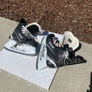 CCM Tacks 9040 Hockey Skates (Used)