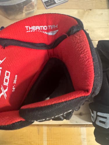 Bauer Vapor X100 Gloves 14" (Used)