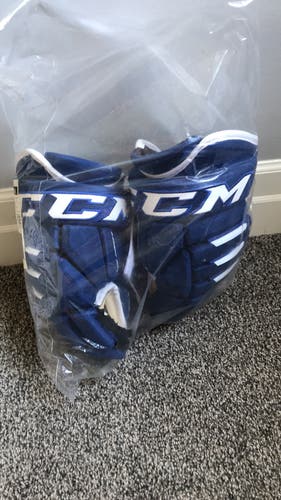 CCM 4R Pro2 Gloves 13" (New)