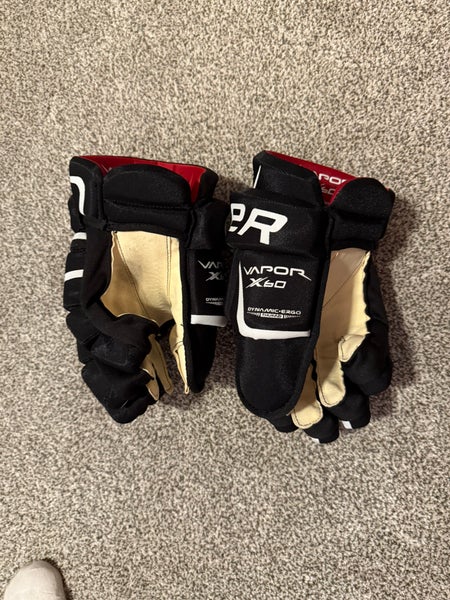Bauer Vapor X60 Gloves 13"  (New)